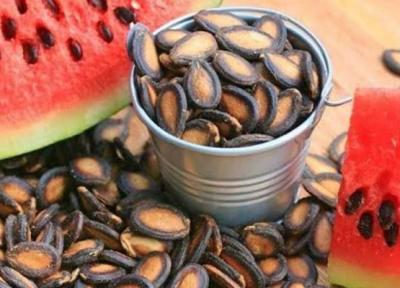 استخوان هایتان را با دانه های این میوه محکم کنید استخوان هایتان را با دانه های این میوه محکم کنید